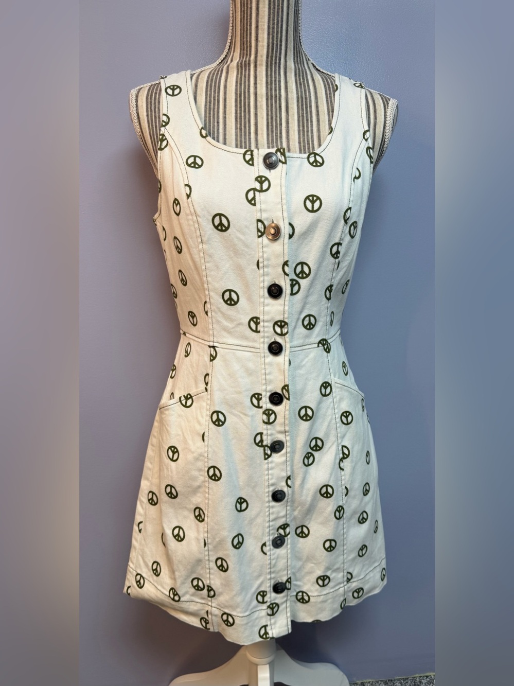 ModCloth Sleeveless white denim Mini Dress with Olive Peace Sign Print size 6